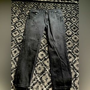 Black levi pants 531